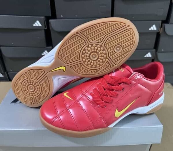 Nike TOTAL 90 III IC